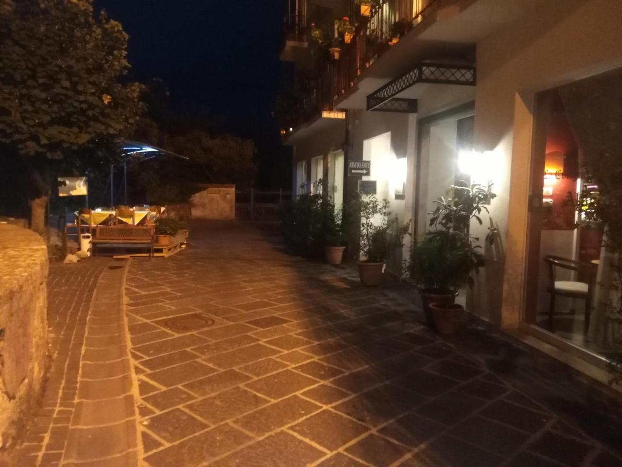 Hotel La Congiura Dei Baroni Teggiano Eksteriør bilde