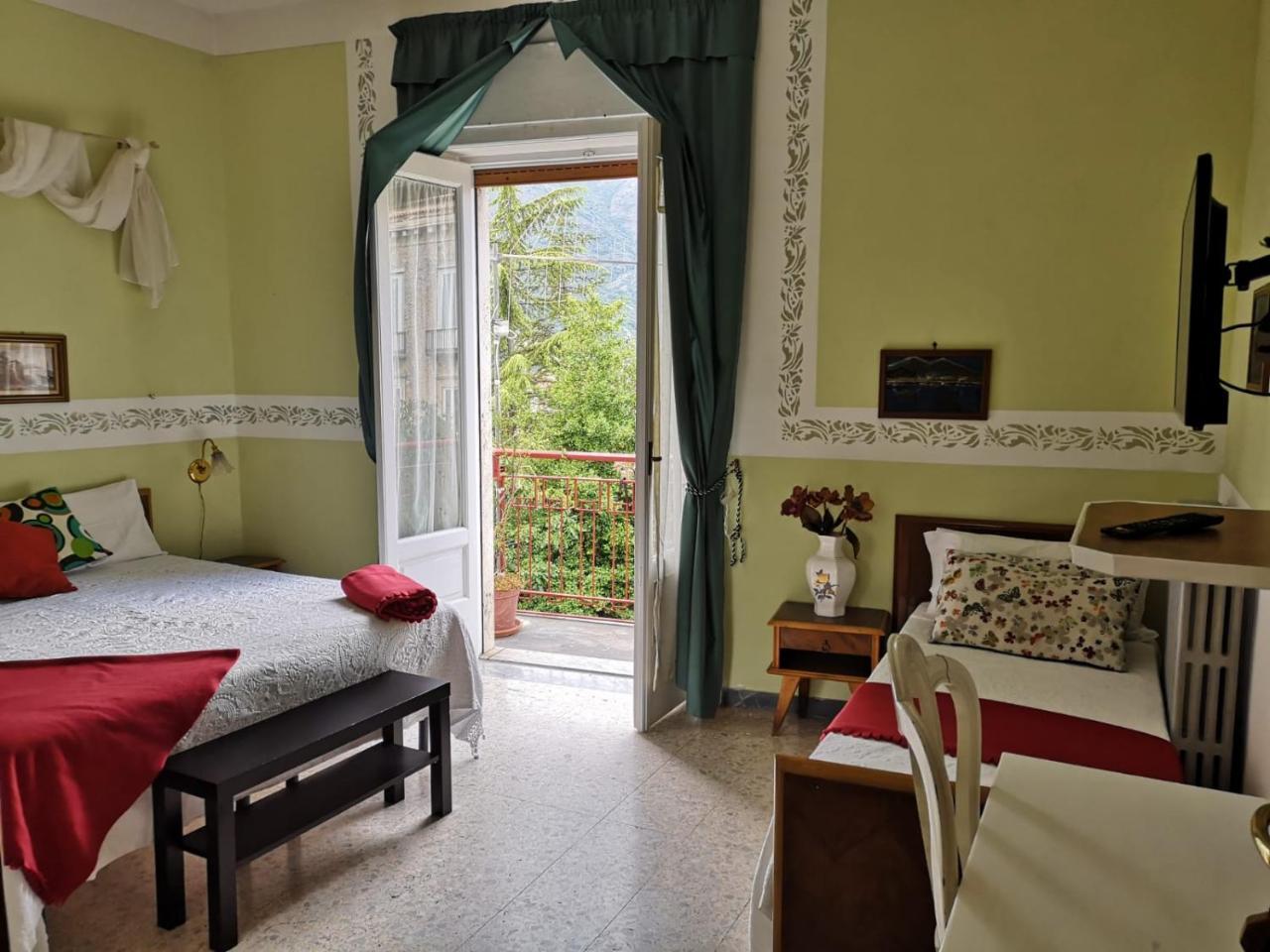 Hotel La Congiura Dei Baroni Teggiano Eksteriør bilde